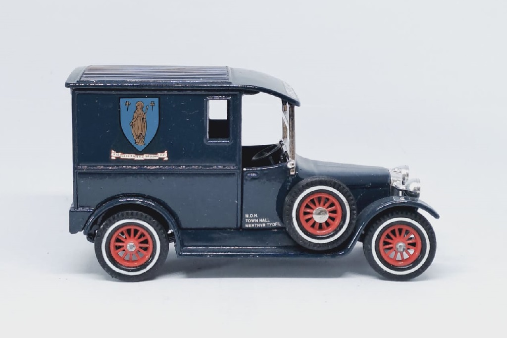 SC2(1); The Town Hall of Merthyr Tydfil Ambulance; 1927 Talbot Van